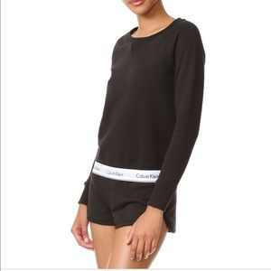 Calvin Klein Sweatshirt
